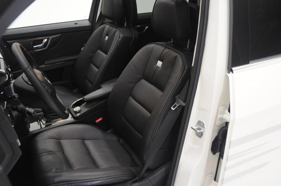  Mercedes-Benz GLK V8 by Brabus 2009 года  (фото 9 из 26)